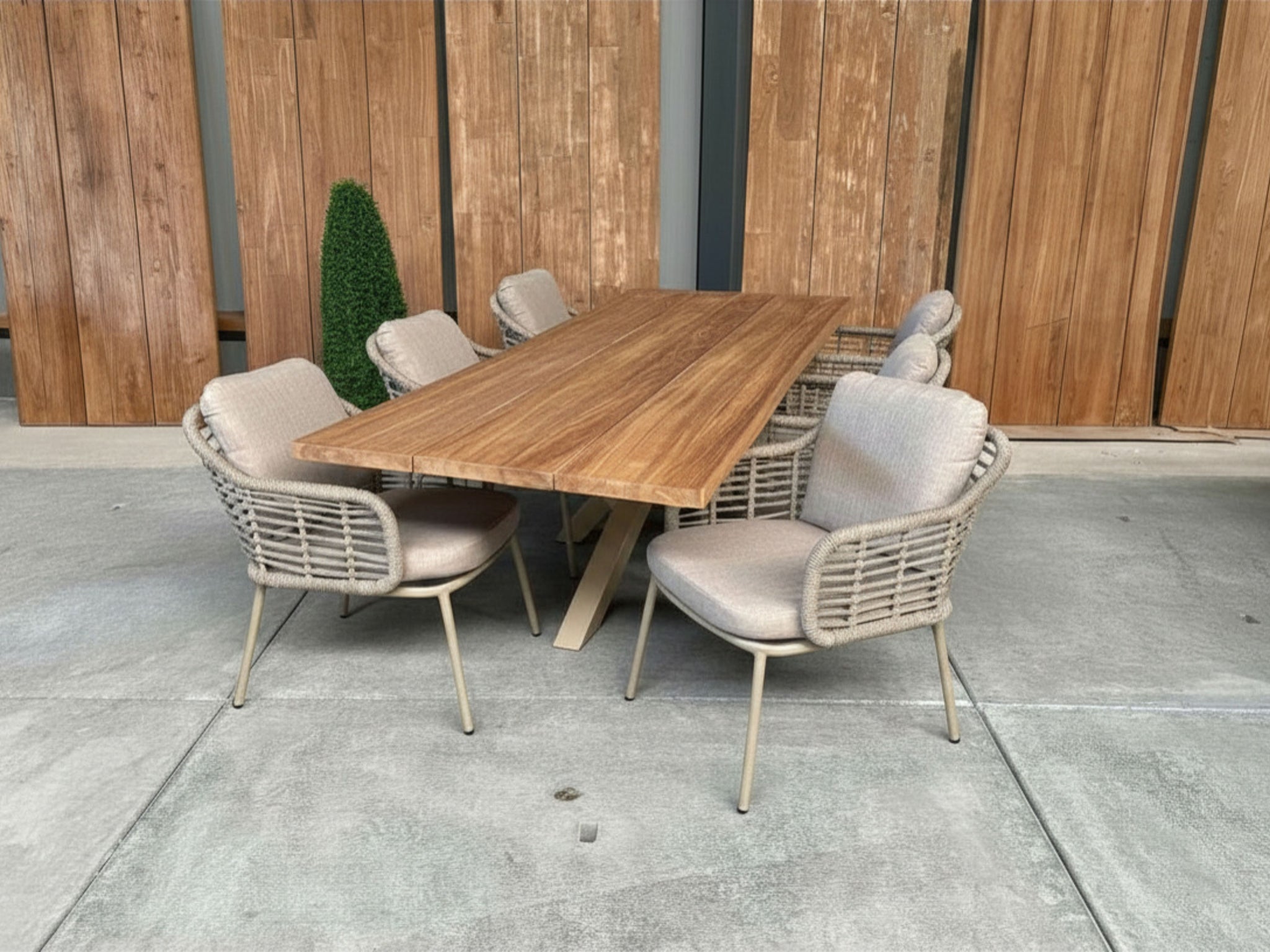 Bentley 260cm oud teak | Boomstam | Matrix poot  Beige | Luna dining stoel beige | dining tuinset 7-dlg