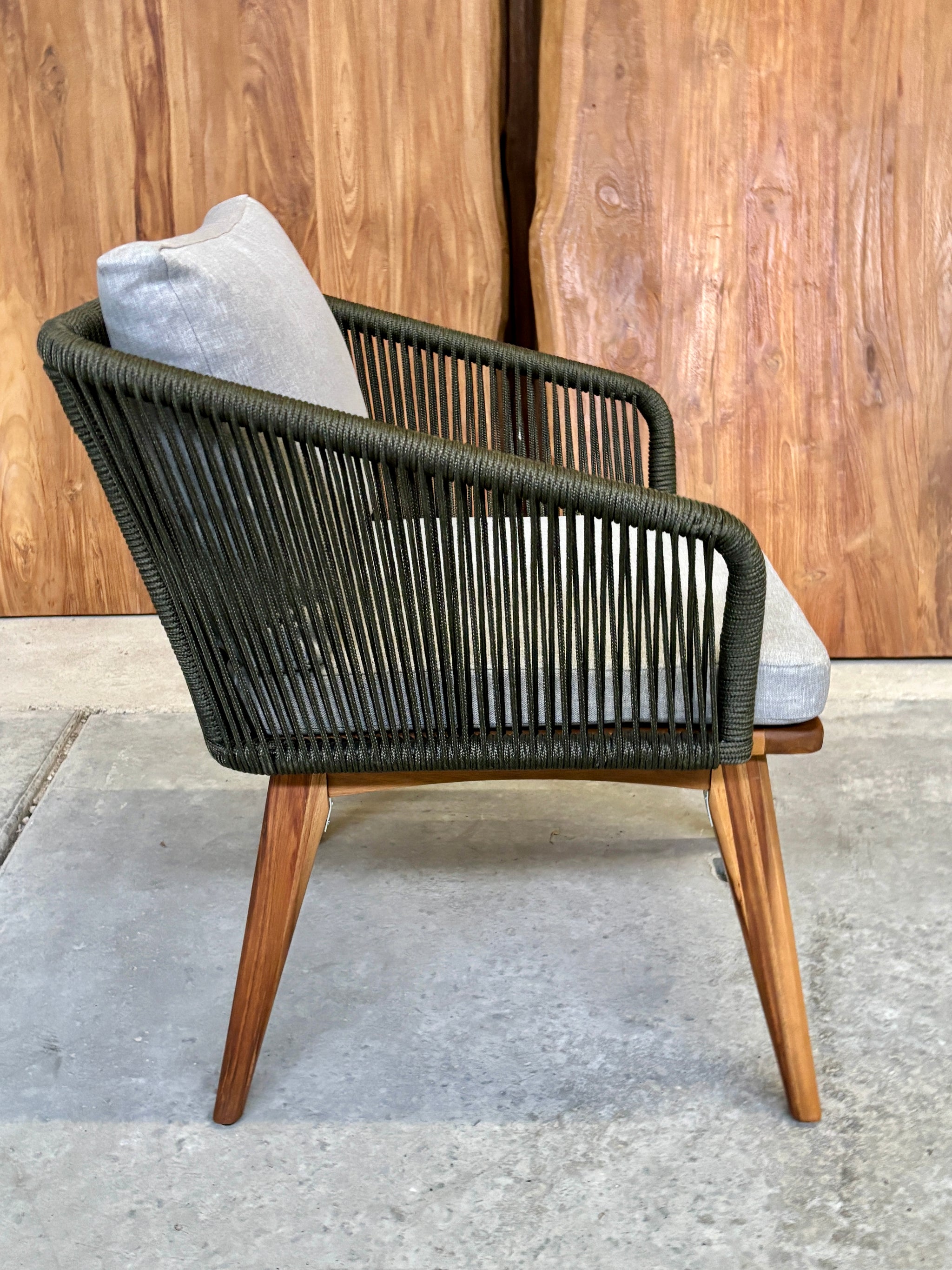 Windsor 180cm oud teak | Marisol dining stoel olijfgroen | dining tuinset 5-dlg