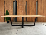 Bentley tuintafel 260cm | blank teak boomschors | kruispoot zwart
