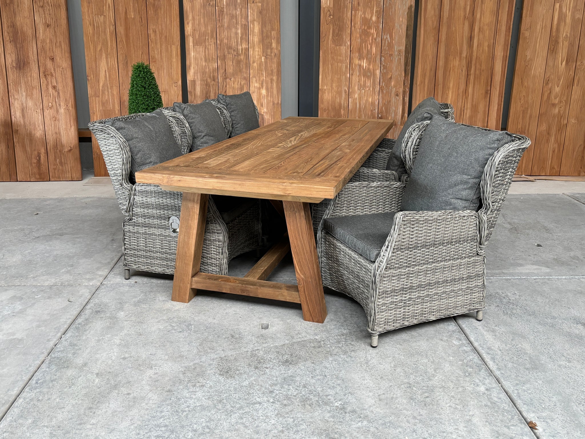 Muiderslot tuintafel 260 | gerecycled teak | Bretagne dining verstelbaar as grijs | dining tuinset 7-dlg