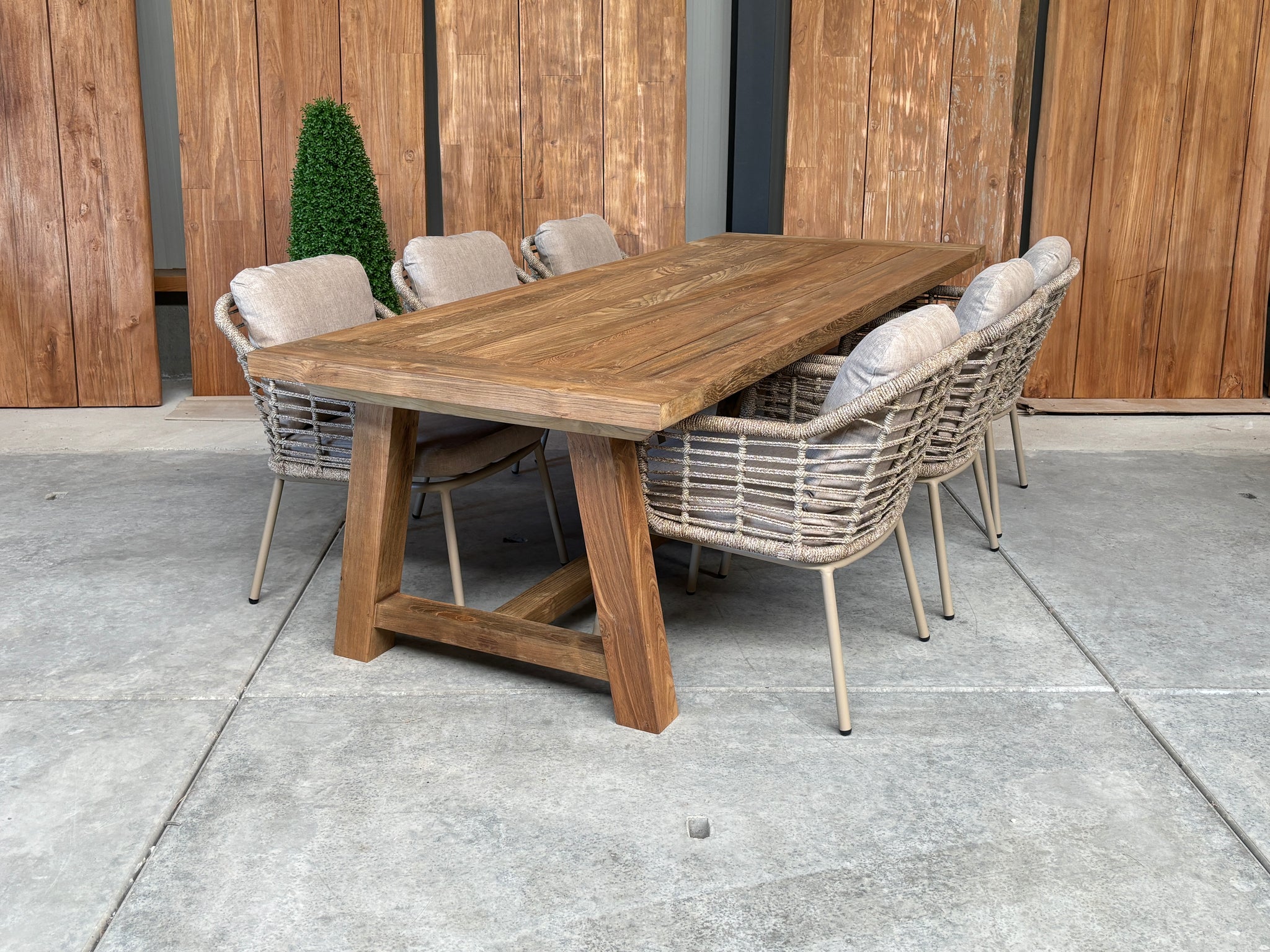 Muiderslot tuintafel 260 | gerecycled teak | Luna dining stoel beige | dining tuinset 7-dlg