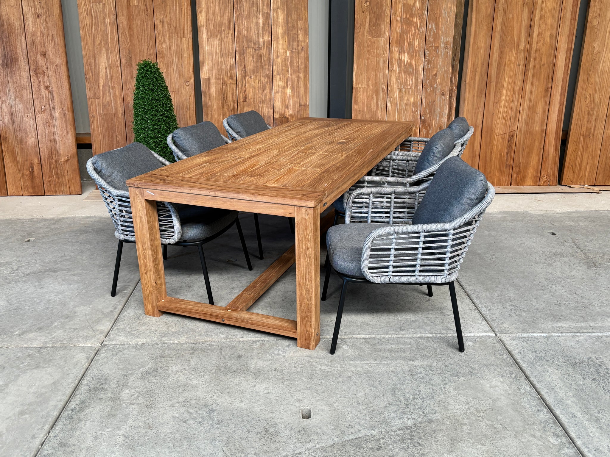 Windsor 240cm oud teak | Luna dining stoel rope licht grijs | dining tuinset 7-dlg