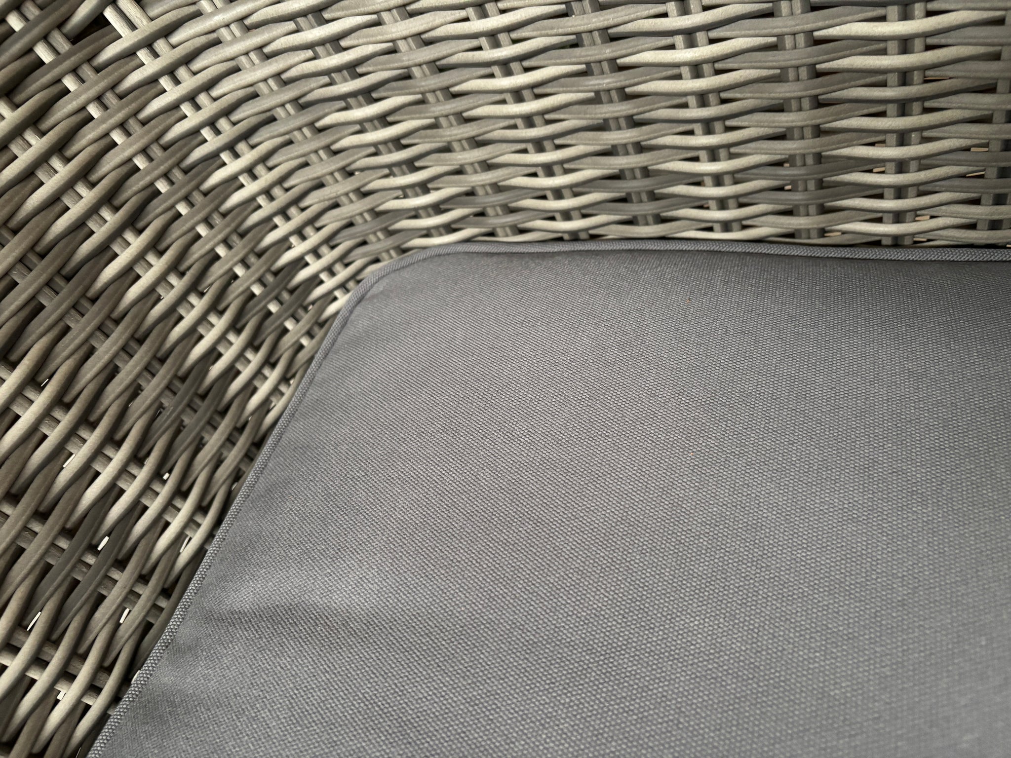 Lena dining hoge rug tuinstoel | wicker | Mix grijs | Min afname 2st